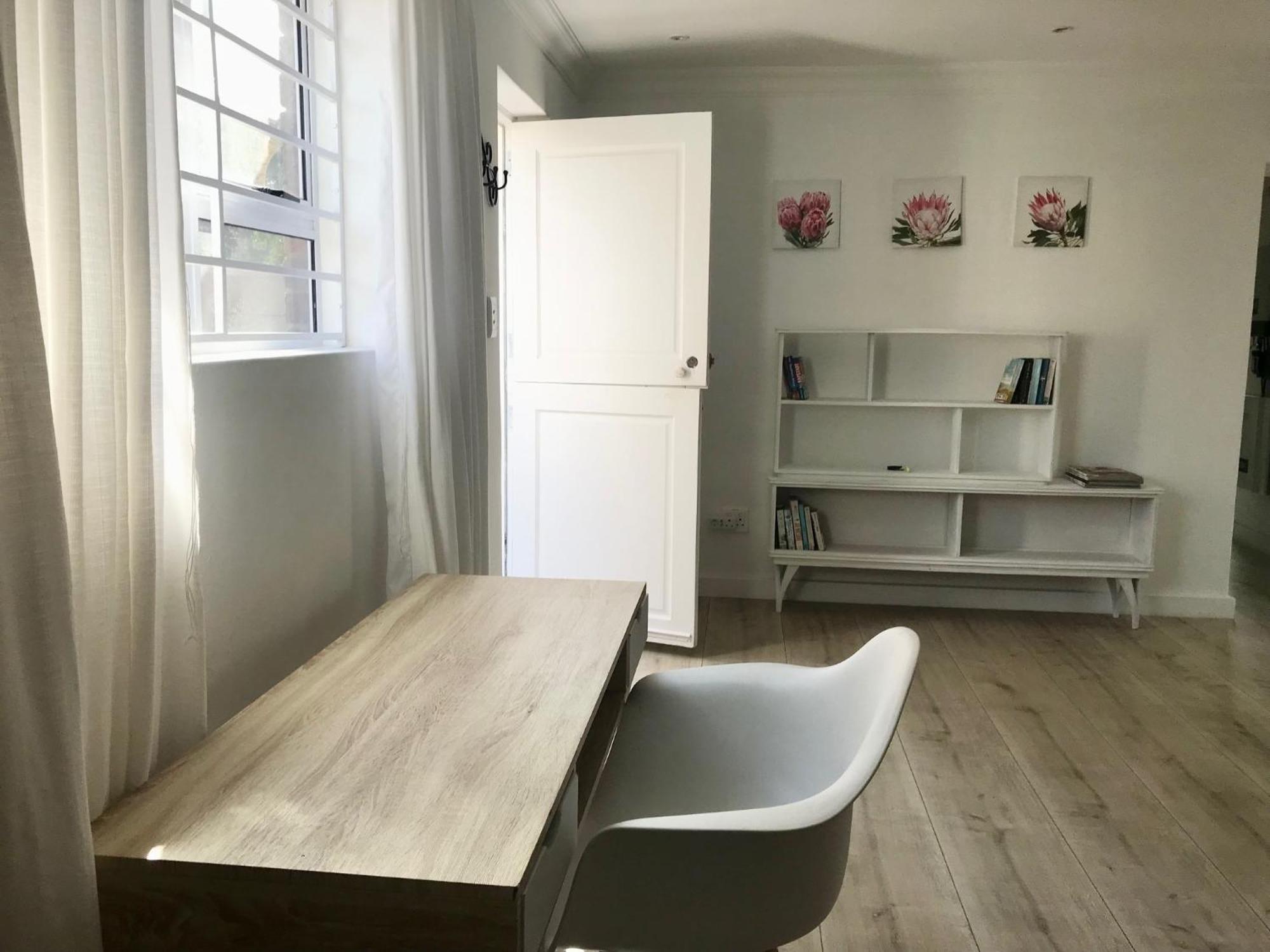 Sunset Beach Living Guesthouse Ciudad del Cabo Exterior foto